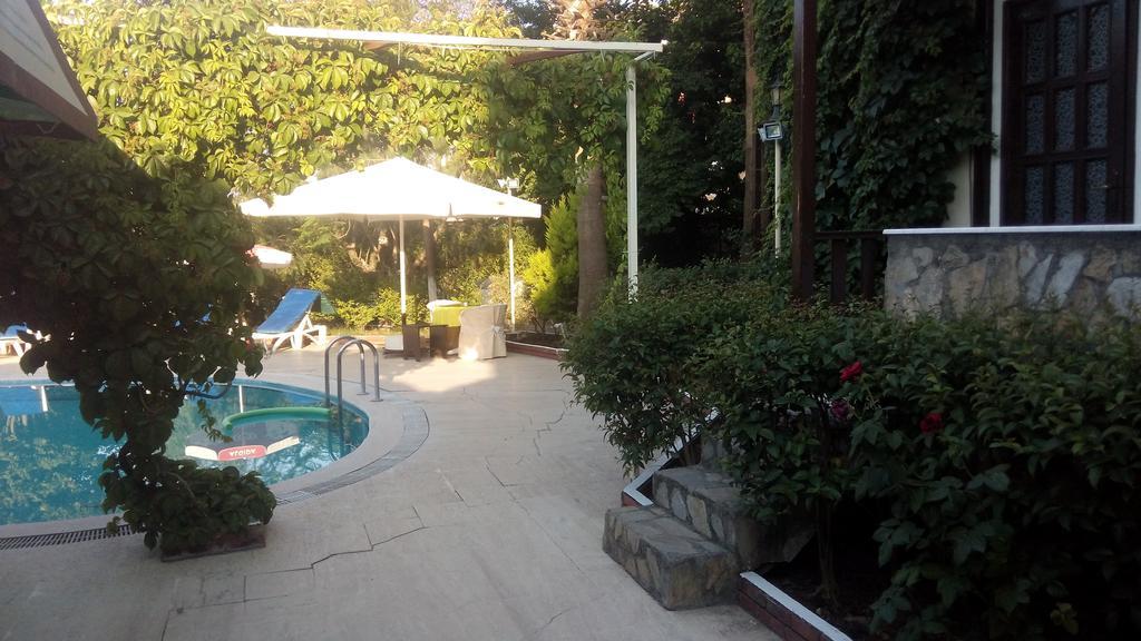 Erciyes Apart Hotel Fethiye Bagian luar foto