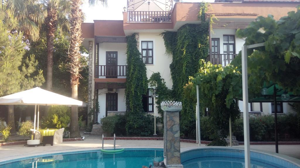 Erciyes Apart Hotel Fethiye Bagian luar foto