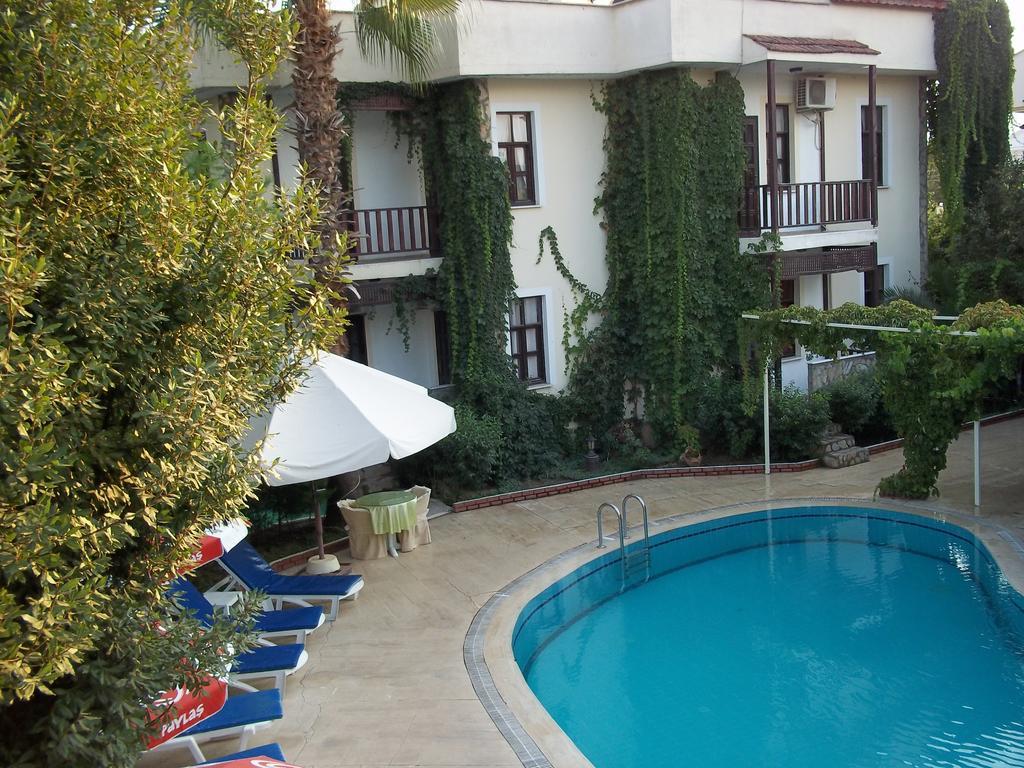 Erciyes Apart Hotel Fethiye Bagian luar foto